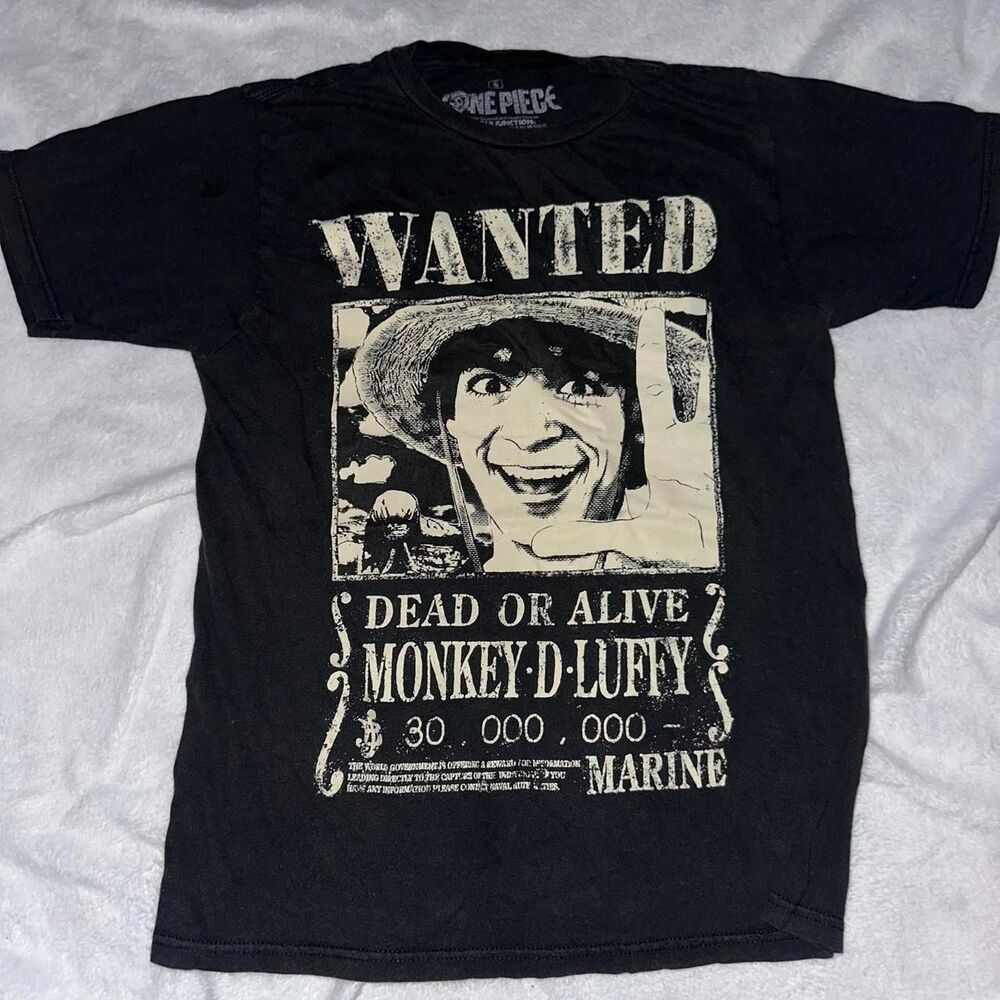 Hot Topic Men's Black T-shirt